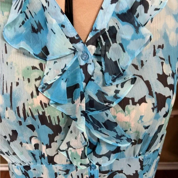 Lane Bryant blue floral blouse - Picture 3 of 6